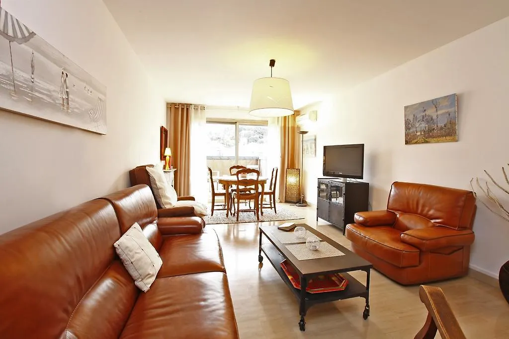 Apartment Appartement 6 Personnes Avec Terrasse Le Port Nice France