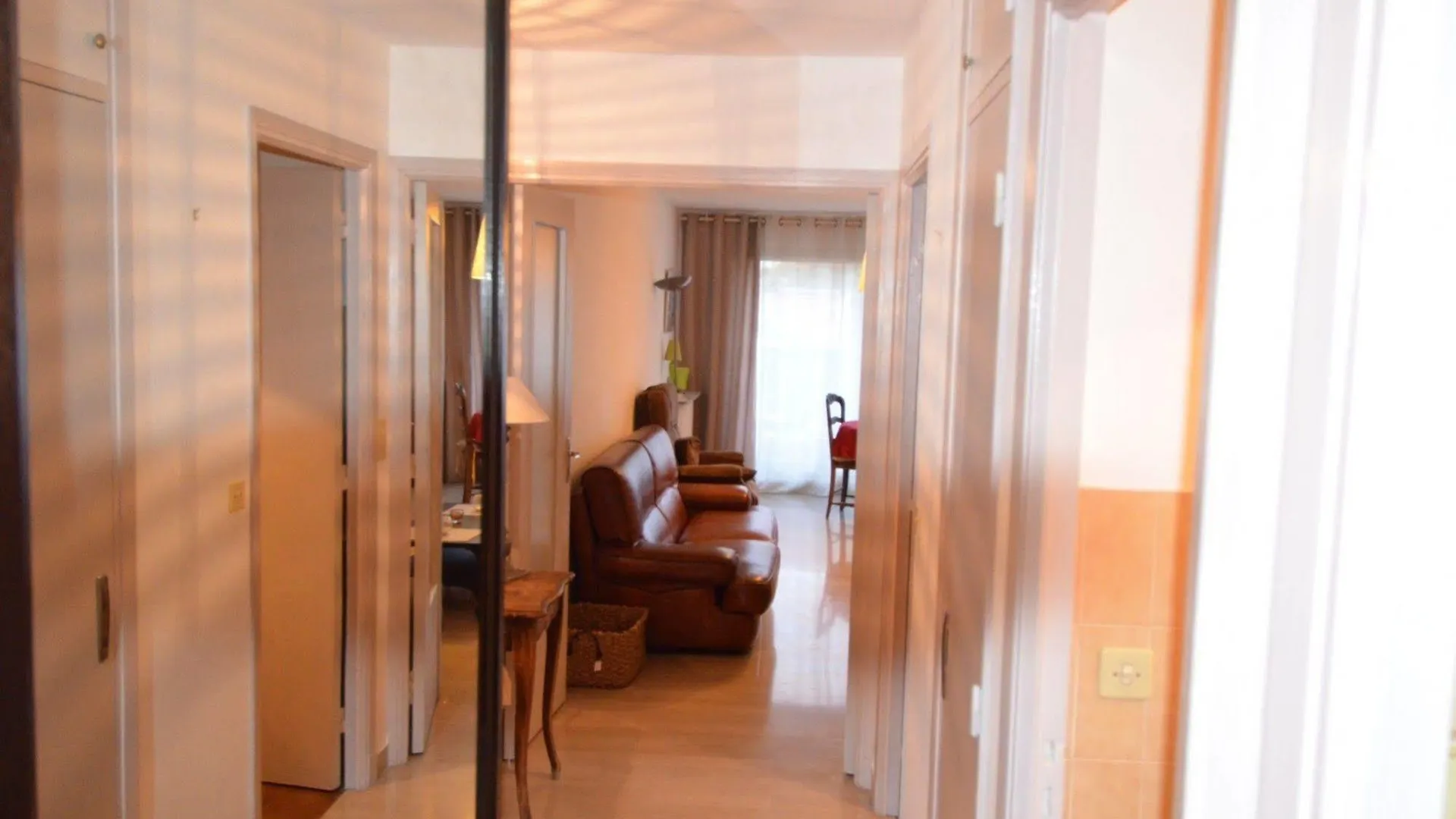 Appartement 6 Personnes Avec Terrasse Le Port Nice Apartment