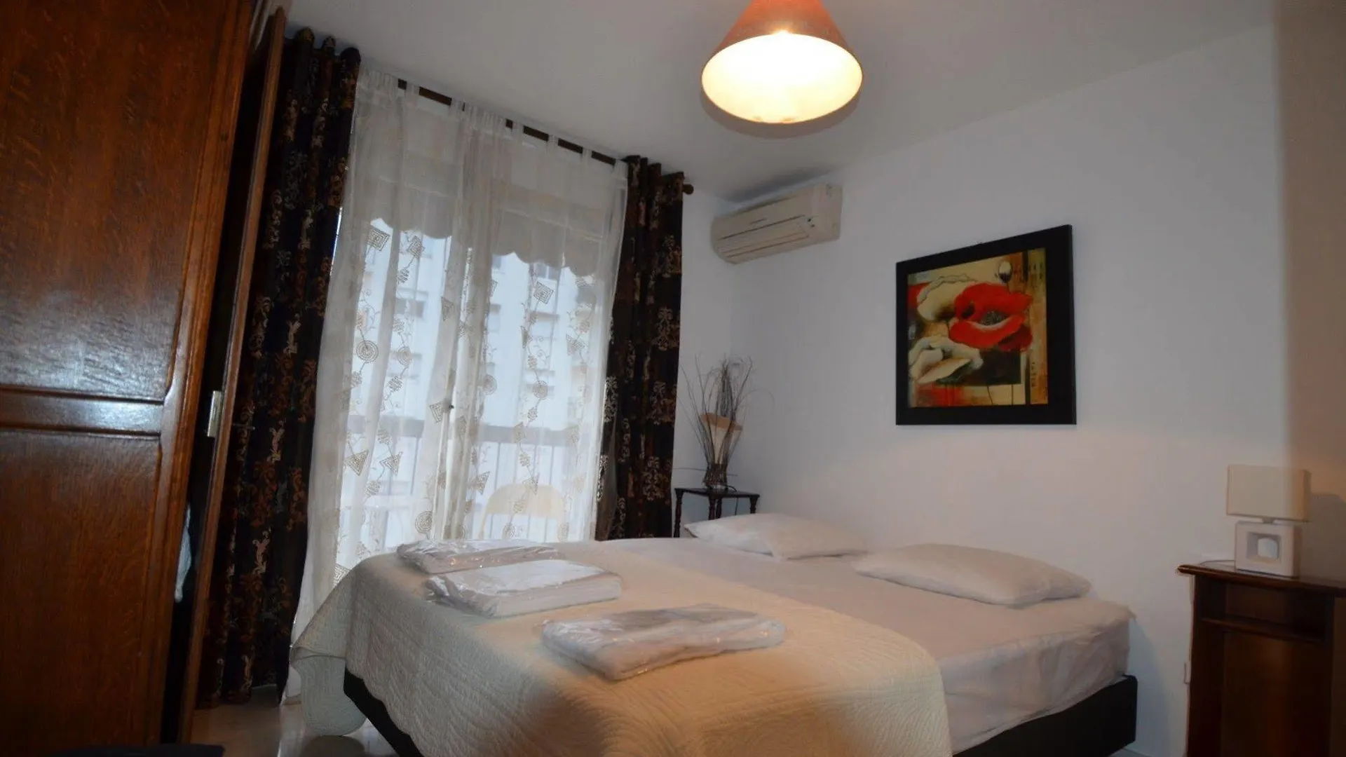 Appartement 6 Personnes Avec Terrasse Le Port Nice